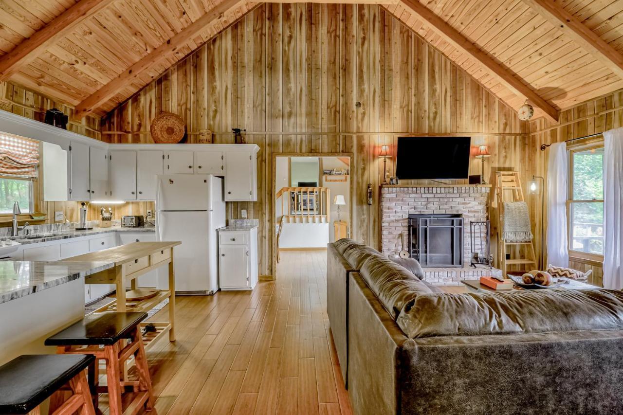 Buck Moon Cabin ブレアズヴィル エクステリア 写真
